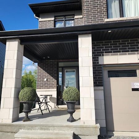 Place You Can Call Home !!! Near Ottawa Airport Екстериор снимка